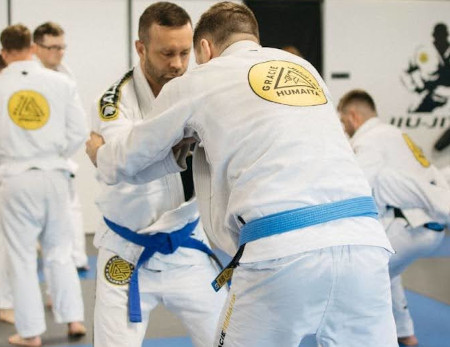 Members of the adult class training.